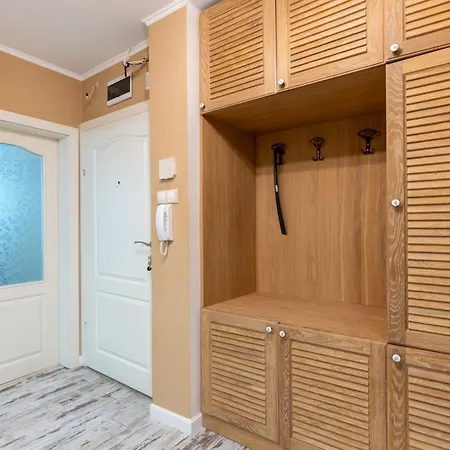 Apartmán Spacious 2br With Garage In Chataldzha