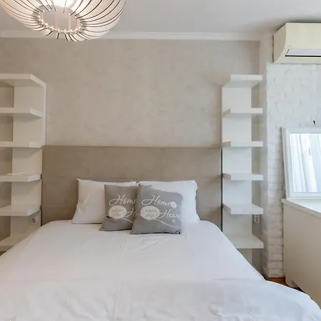 Spacious 2br With Garage In Chataldzha * Varna