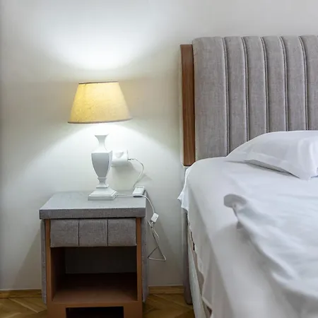 Spacious 2br With Garage In Chataldzha Apartmán Varna